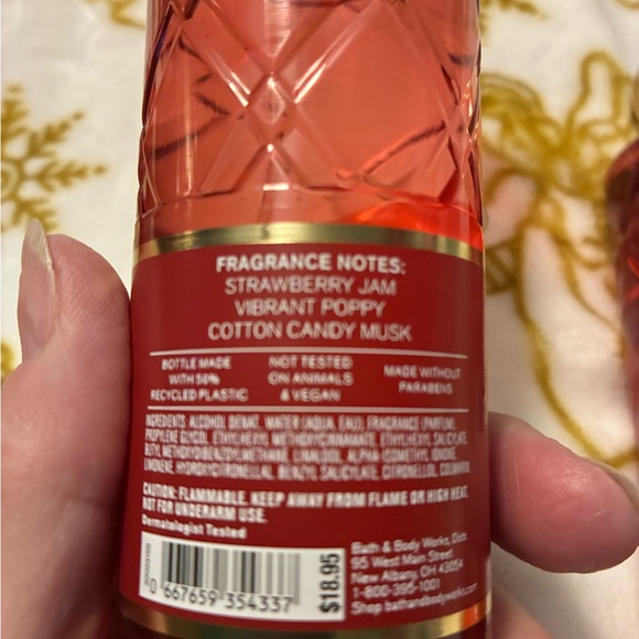 Red Bath & Body 3 Pc New Strawberry Flirt -Wash, Fragrance + Body Cream - Picture 2 of 4
